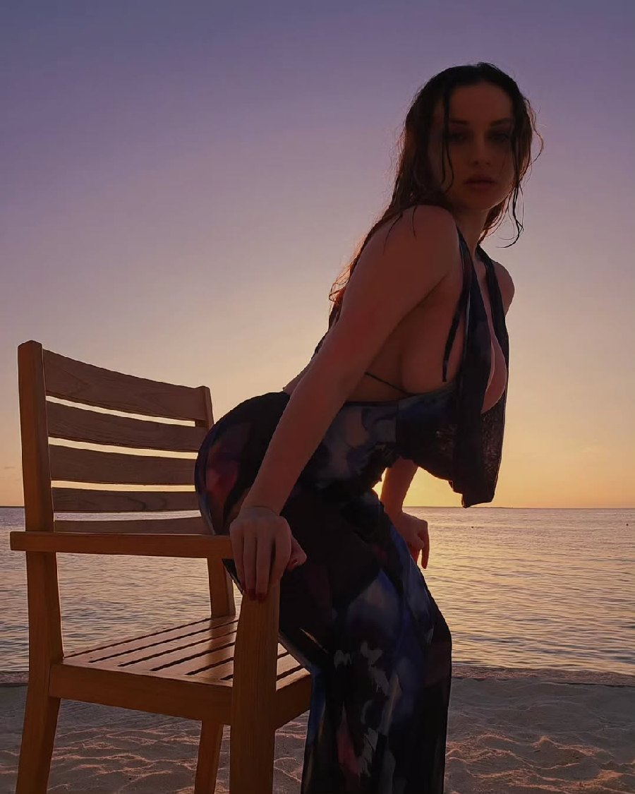 Sexy girl Miranda Faith nude in Alma Ata