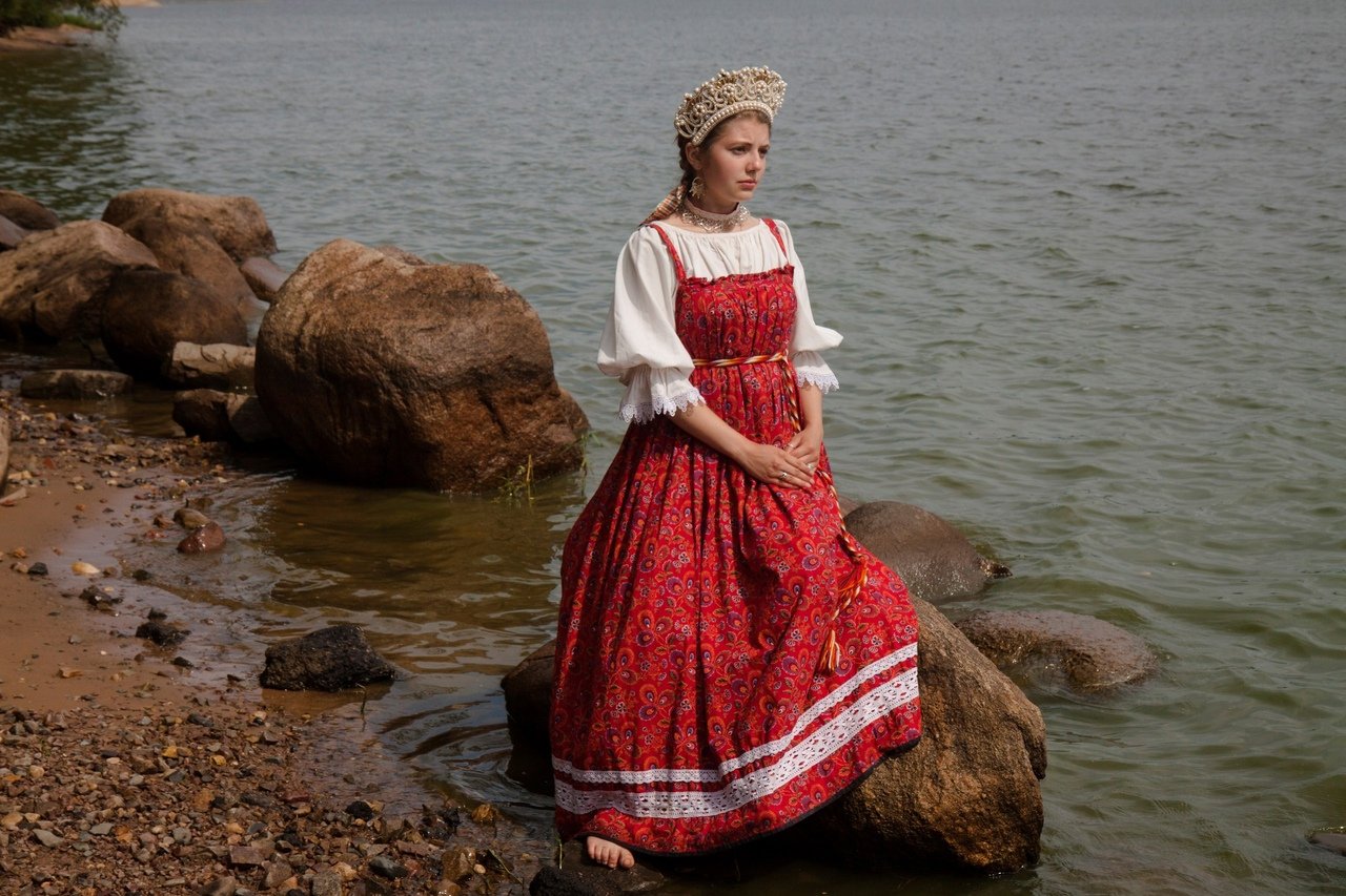 Women in Slavic costumes in Alma Ata