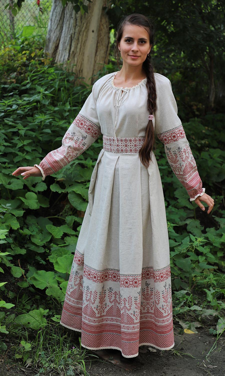 Girls in Slavic costumes in Alma Ata