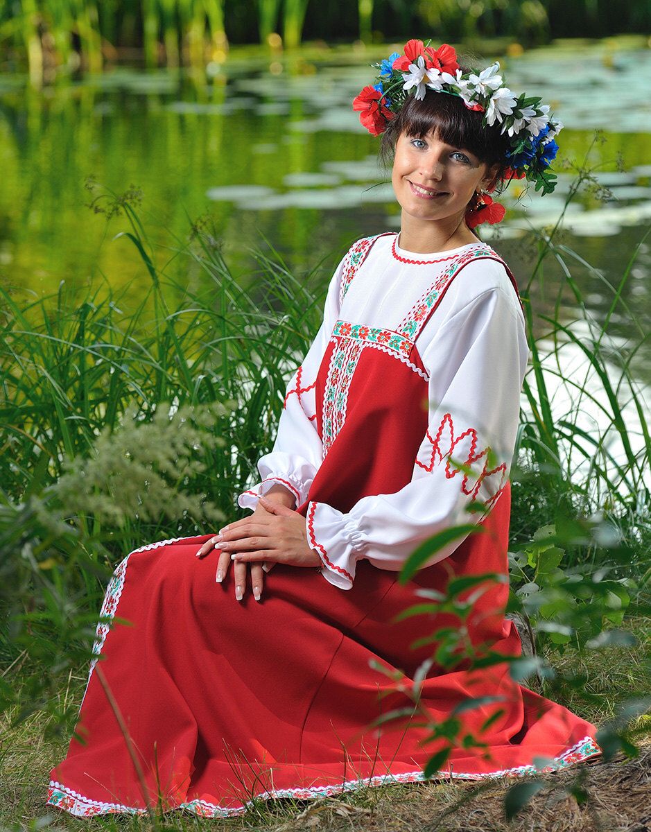 Beautiful girl Girls in Slavic costumes in Alma Ata